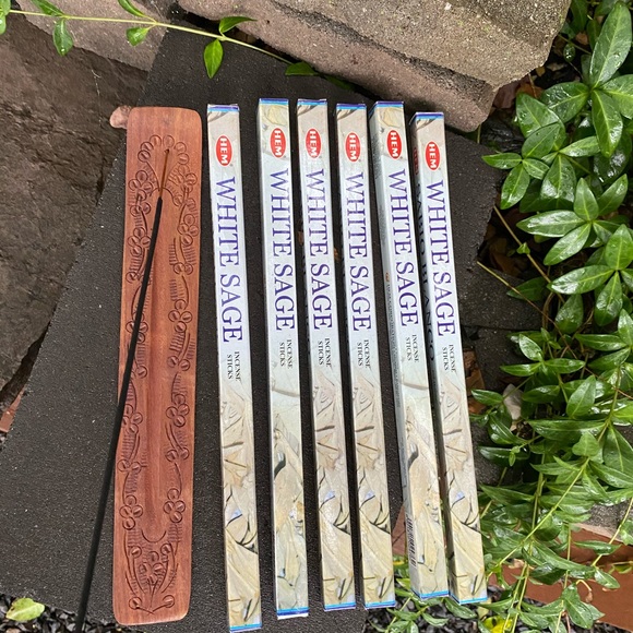 Wooden Burner w/ Hem Incense Sticks White Sage - Picture 2 of 6